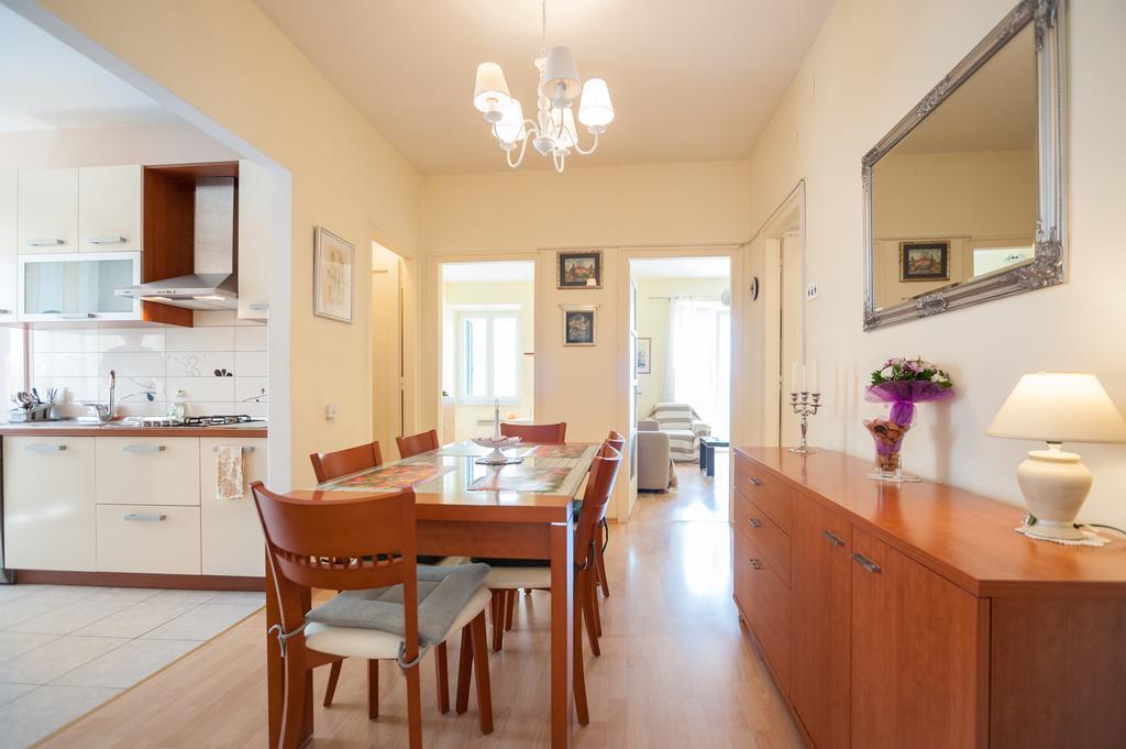 זאדאר Vera Apartments With Sea View And Old Town View מראה חיצוני תמונה